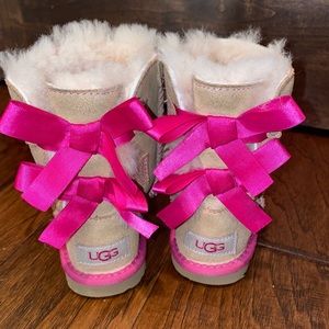 Ugg - size 10